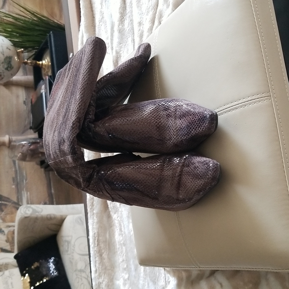 Apostrophe Snake Skin Print Boots